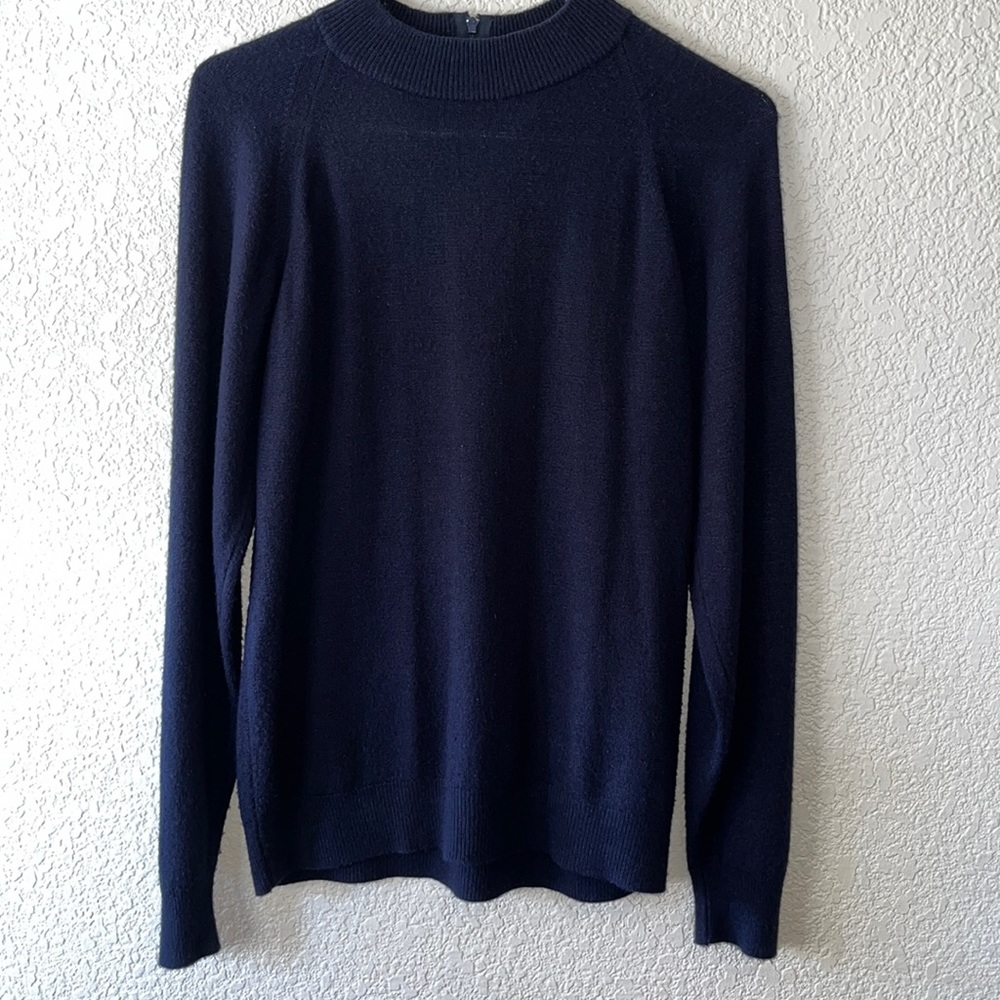 Women’s Navy blue mock turtleneck size small